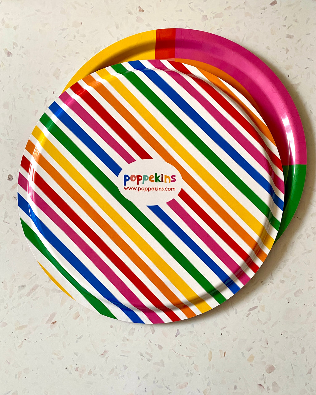 New! Daffodil Round Serving Tray