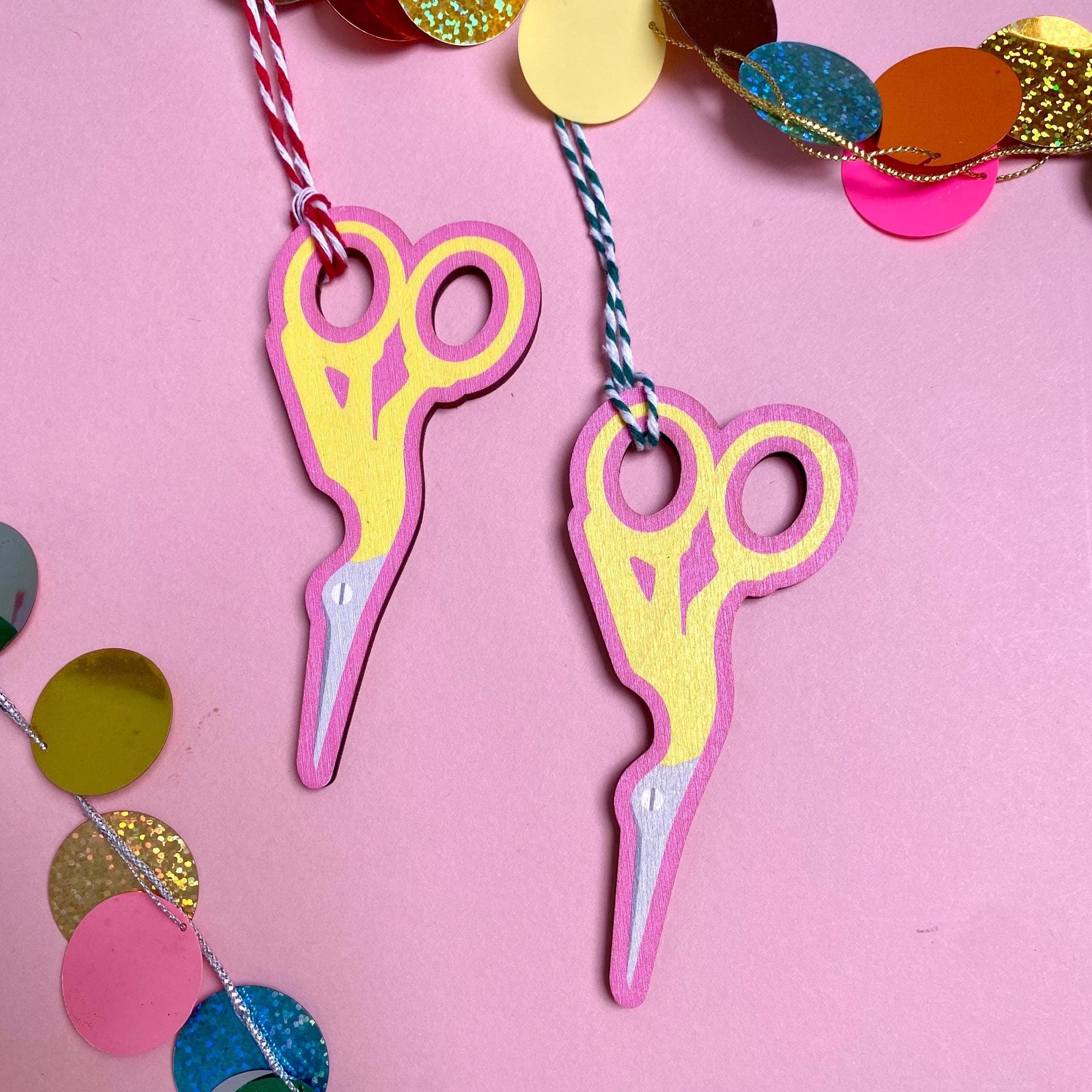 Sewing scissors tree decoration